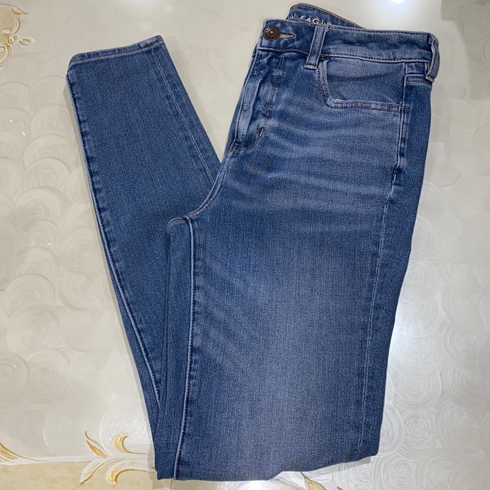 American Eagle Outfitters Long The Dream Jean Hi-Rise Jegging Medium Wash